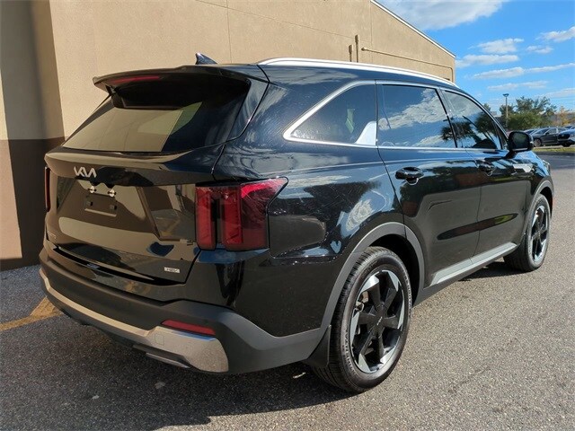 2025 Kia Sorento Hybrid EX photo 3