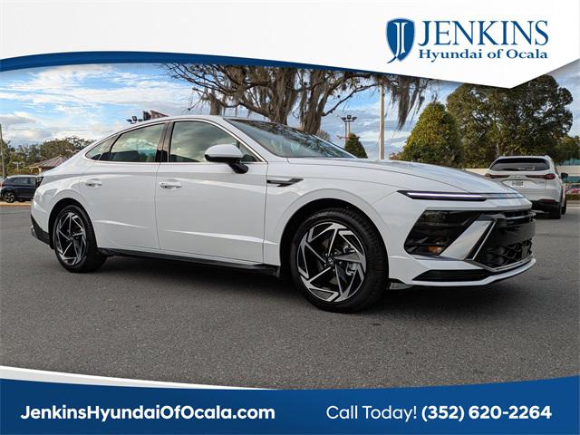 2026 Hyundai Sonata SEL's photo
