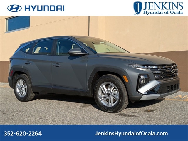 2025 Hyundai Tucson SE's photo