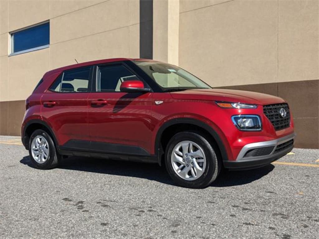 New 2025 Hyundai Venue SE SUV