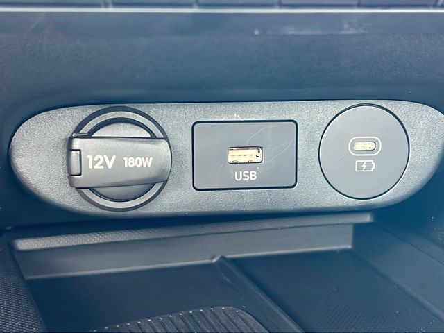2025 Hyundai Elantra SEL - Photo 19