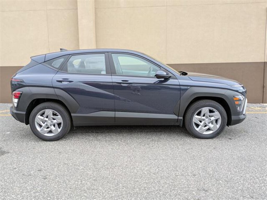 New 2026 Hyundai Kona SE FWD SUV