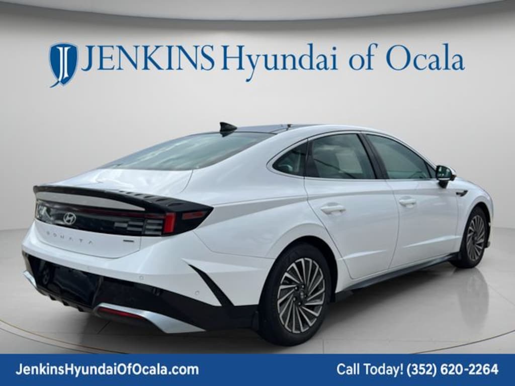 Used 2025 Hyundai Sonata Hybrid Limited Sedan