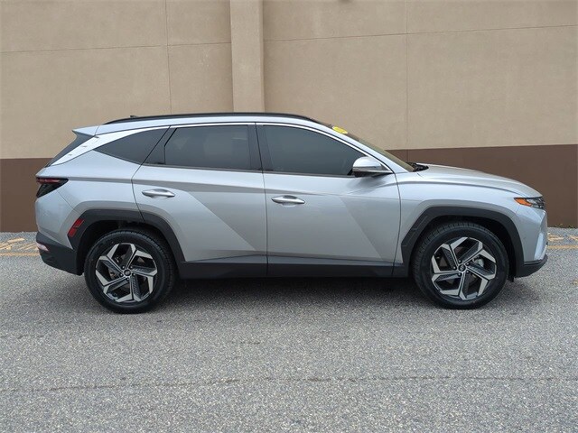 2022 Hyundai Tucson Hybrid Limited photo 3
