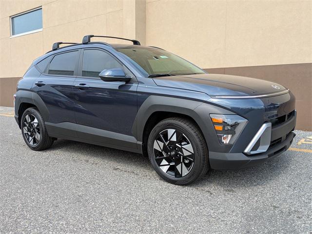 2025 Hyundai Kona SEL photo 2