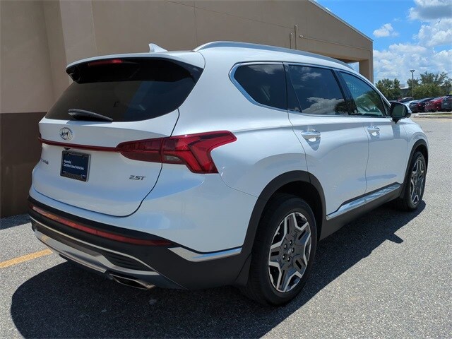 2022 Hyundai Santa Fe Limited photo 3