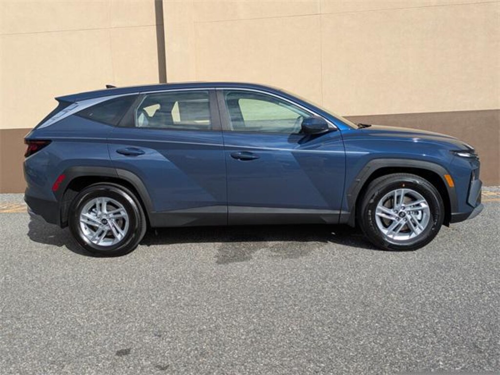 New 2026 Hyundai Tucson SE FWD SUV