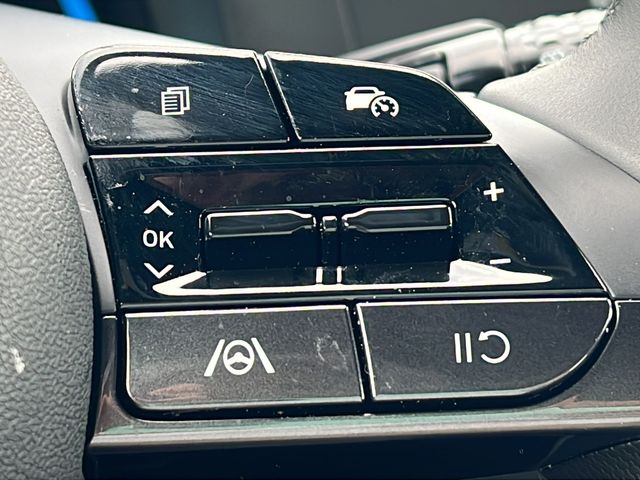 2025 Hyundai Elantra SEL - Photo 23