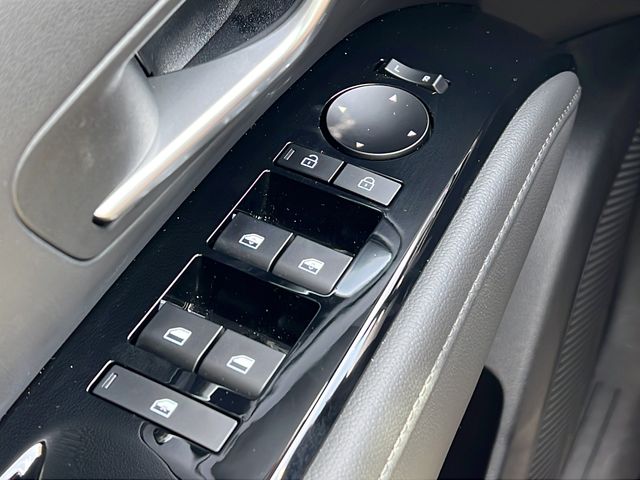 2025 Hyundai Santa Cruz Limited - Photo 26