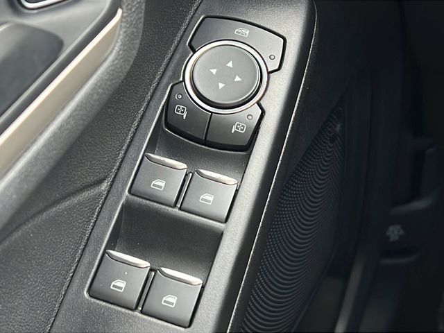 2022 Ford Escape SE - Photo 22