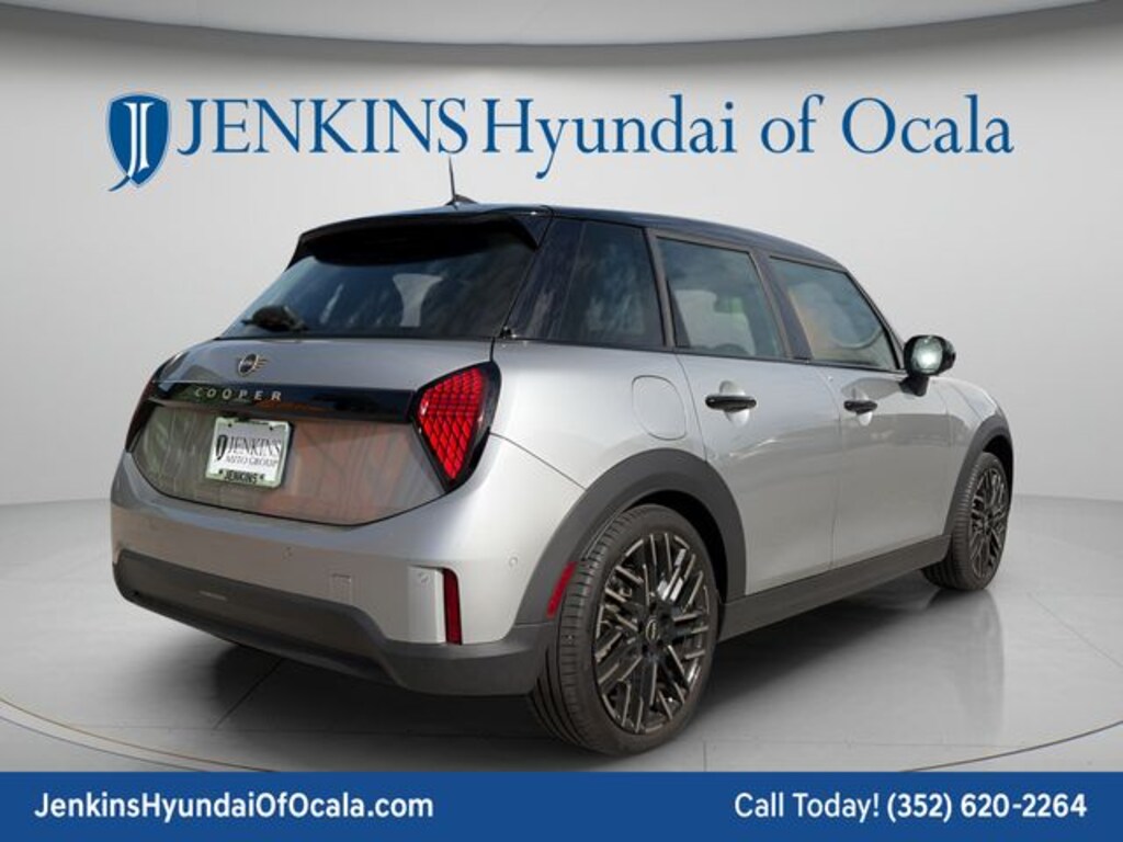 Used 2025 MINI Hardtop 4 Door Cooper Hatchback