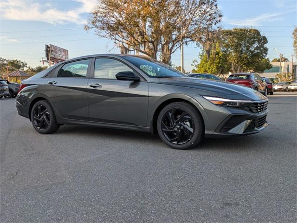 New 2026 Hyundai Elantra SEL Sport Sedan
