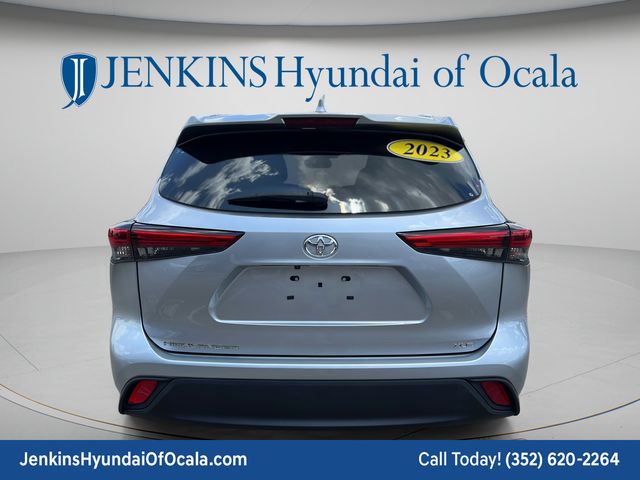 2023 Toyota Highlander XLE - Photo 4