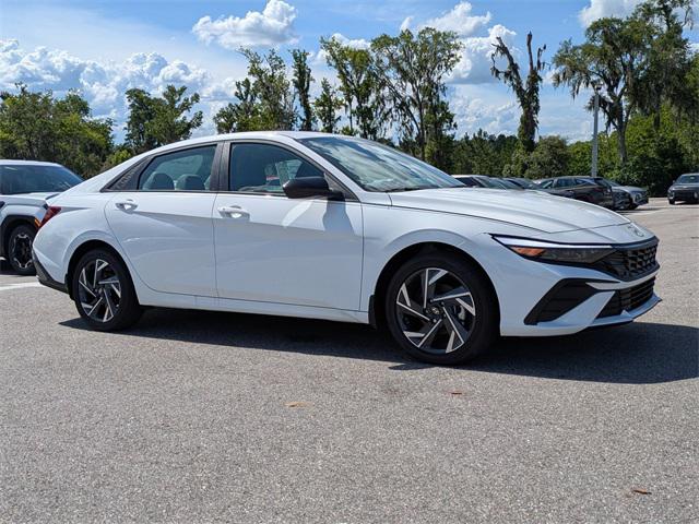 2025 Hyundai Elantra Hybrid SEL Sport photo 2