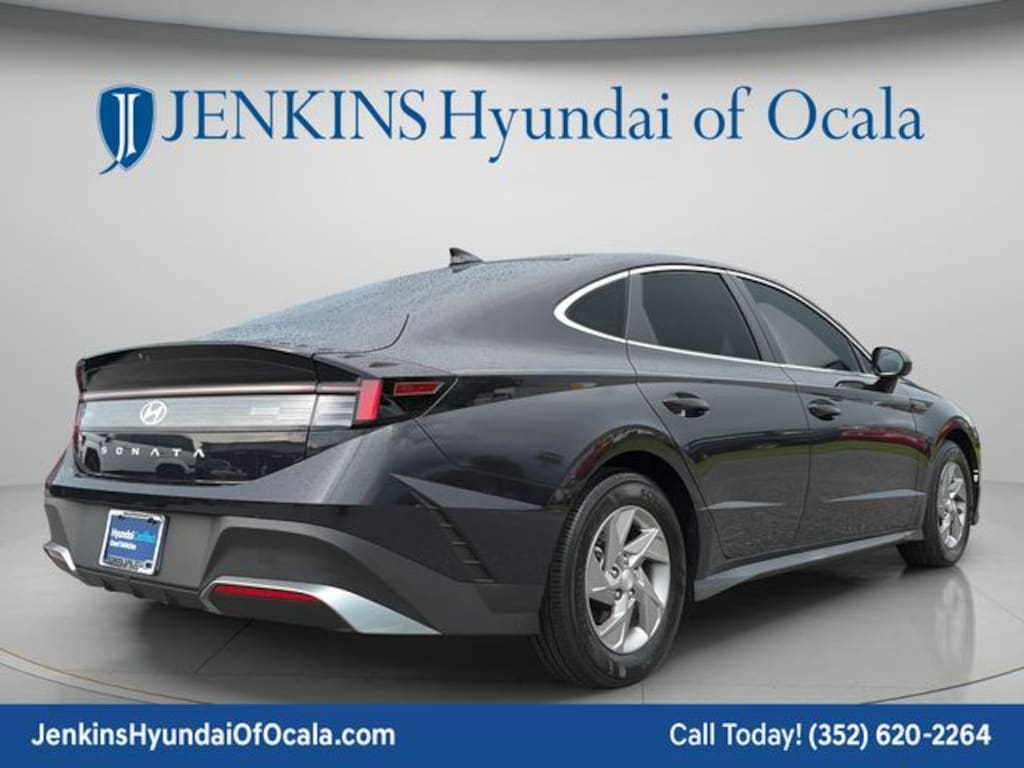 Certified 2025 Hyundai Sonata SE Sedan