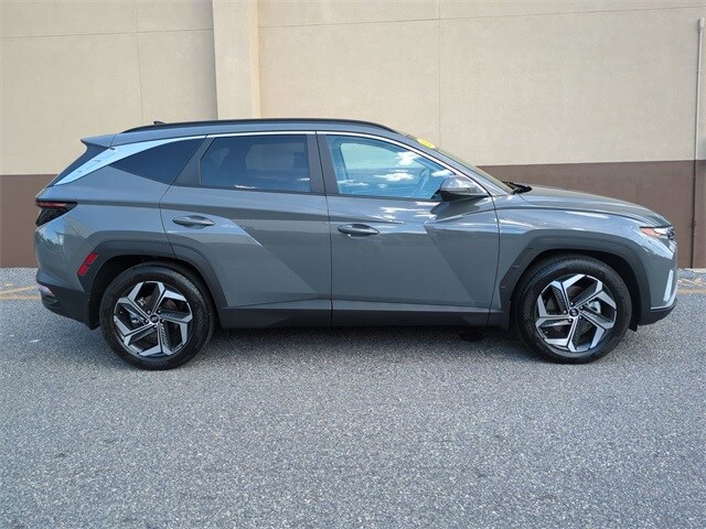 2024 Hyundai Tucson SEL Convenience photo 3