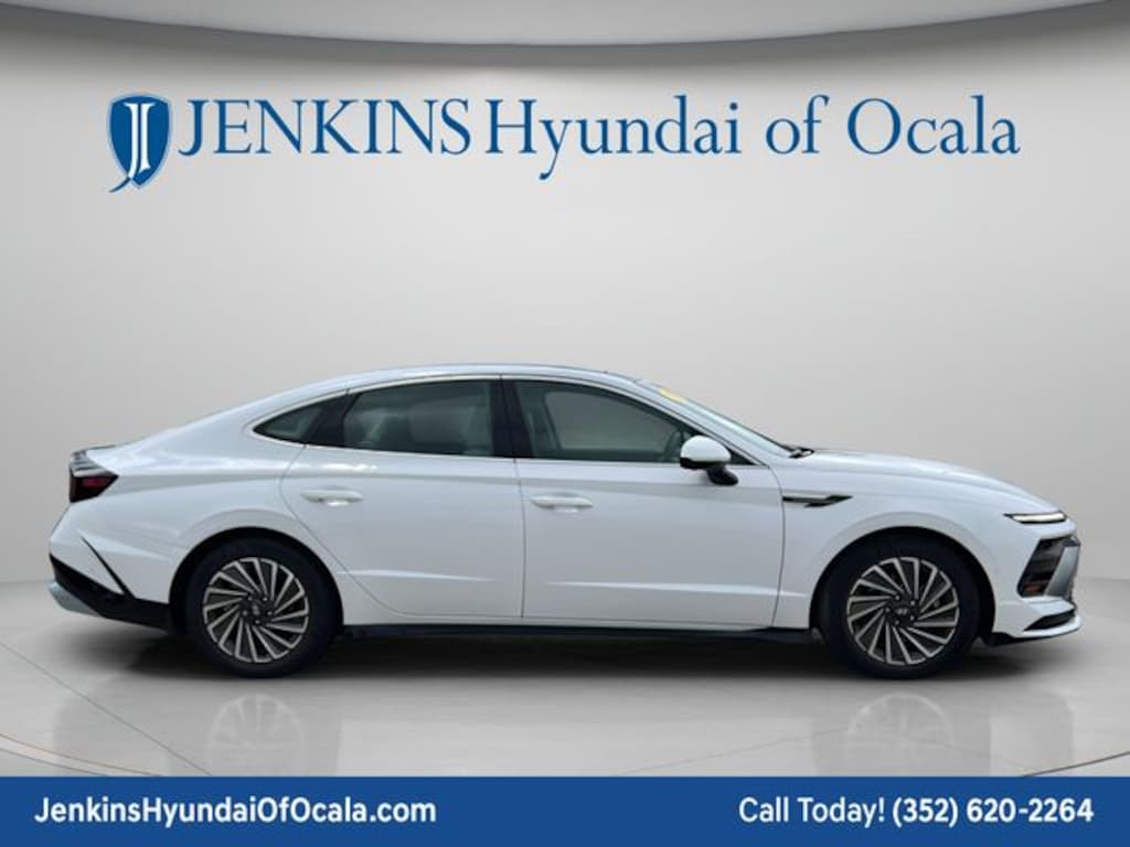 Used 2025 Hyundai Sonata Hybrid Limited Sedan