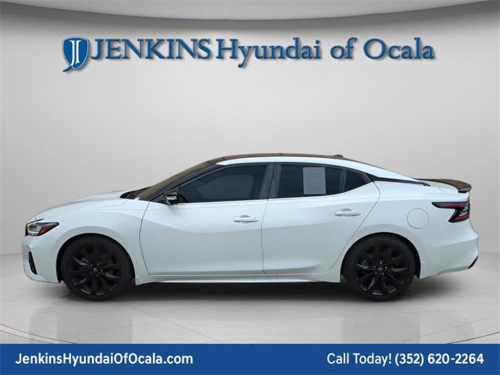 Used 2023 Nissan Maxima SR Sedan