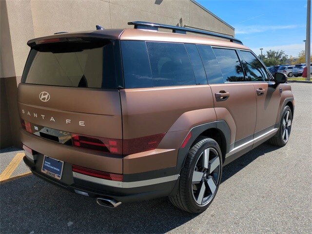 2025 Hyundai Santa Fe Limited photo 4