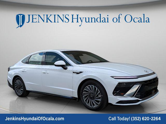 2025 Hyundai Sonata Hybrid SEL - Photo 10