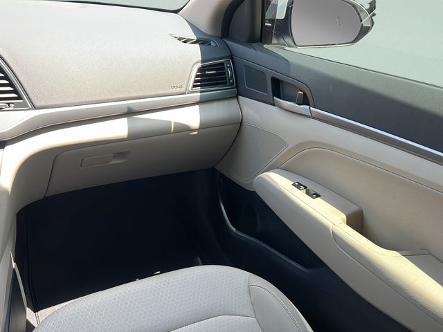 2018 Hyundai Elantra SEL - Photo 14