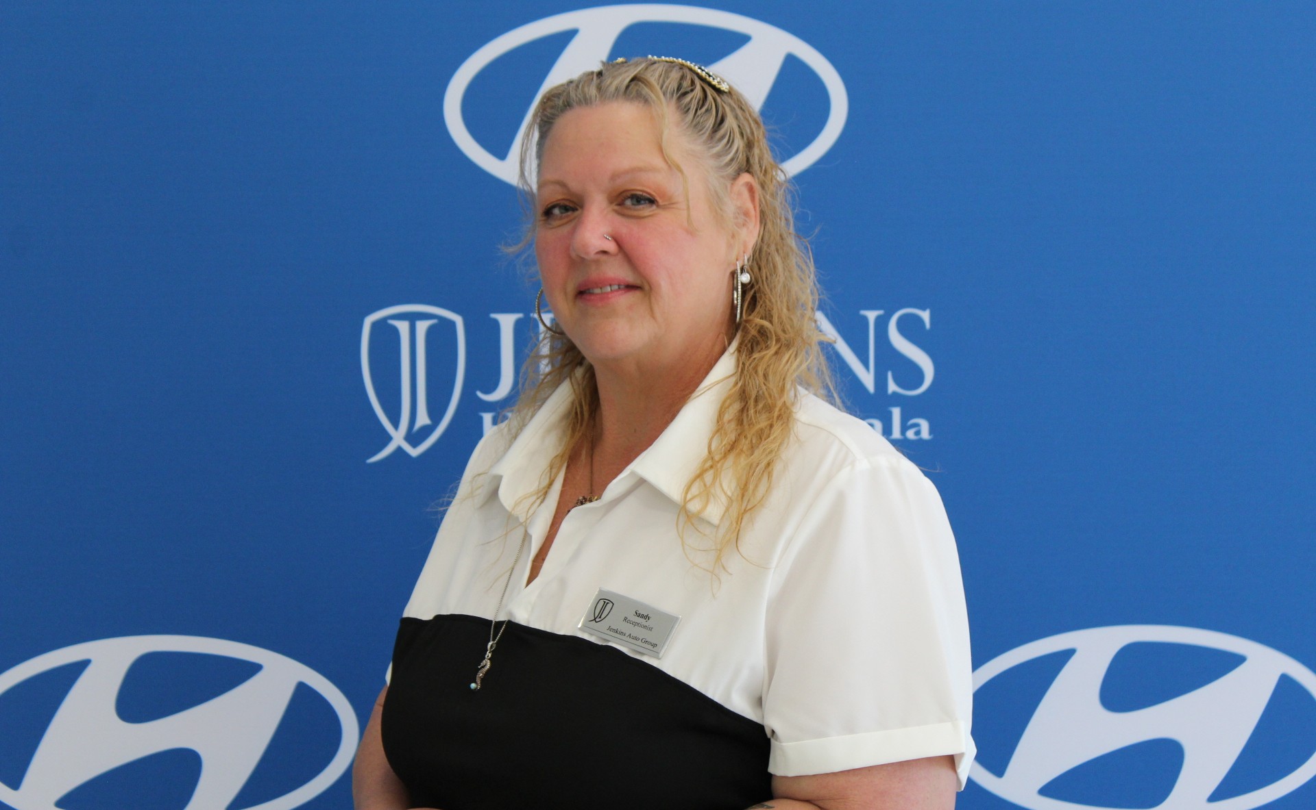 Staff member Sandy Yaffar from ID_5d1195
