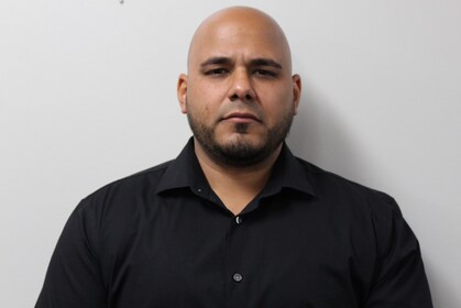 Staff member Jose Diaz from ID_007941e18db0