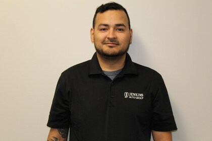 Staff member Nelson Torres from ID_4dd903e4916d