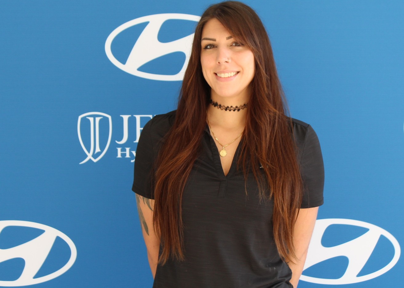 Staff member Jessica Roberts from ID_4dd903e4916d