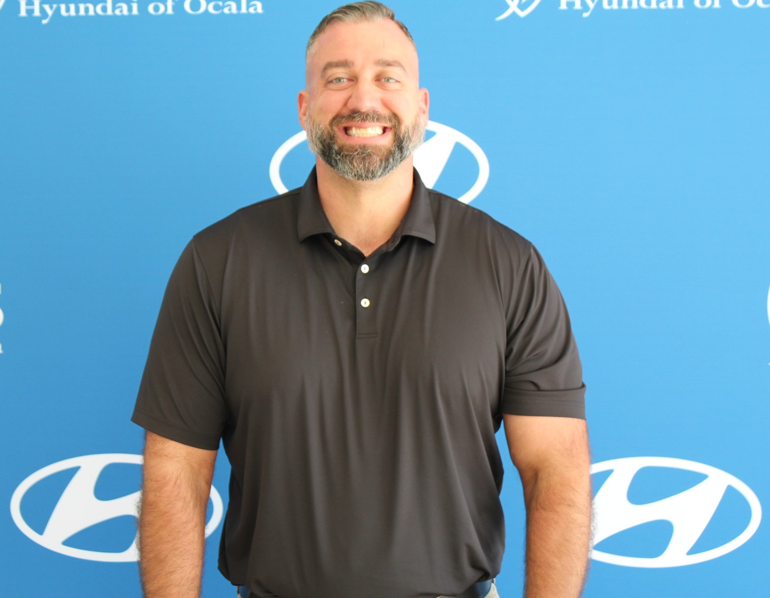 Staff member Charles Huxoll from ID_1384c05336d9