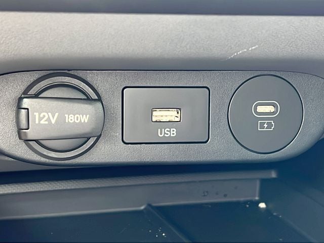 2025 Hyundai Elantra SEL - Photo 19