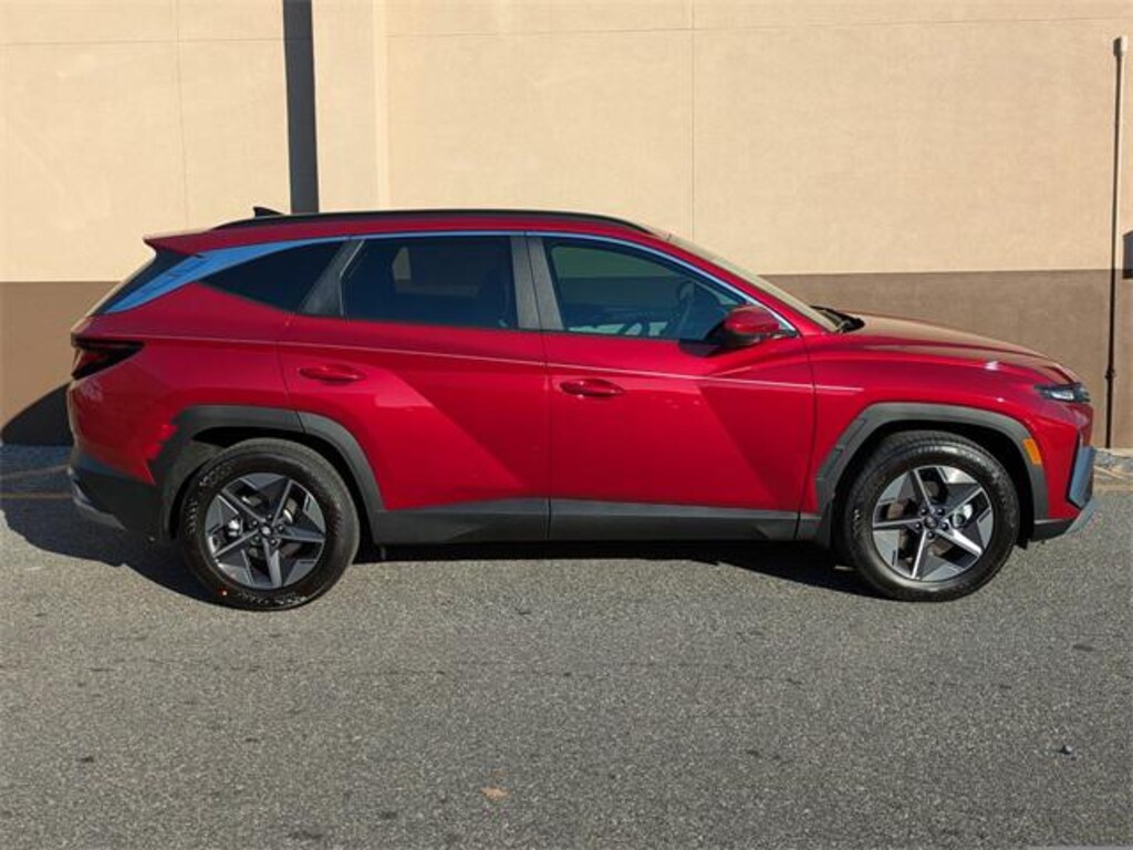 New 2026 Hyundai Tucson SEL FWD SUV