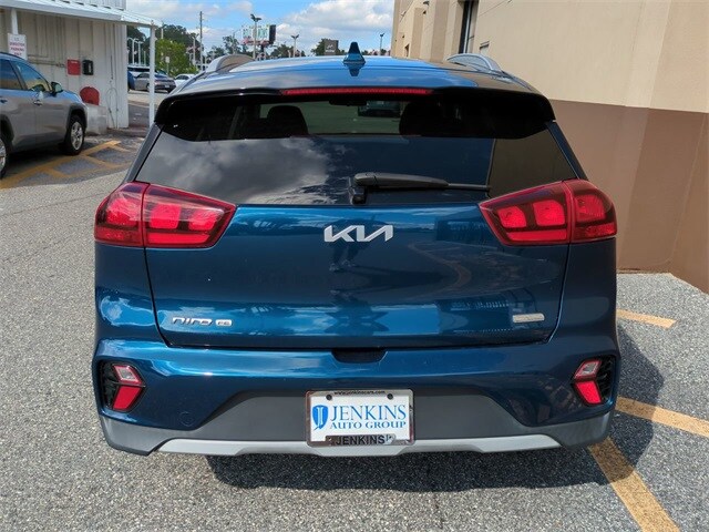 2022 Kia Niro LX photo 4