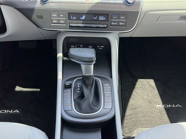 2024 Hyundai Kona SEL - Photo 17