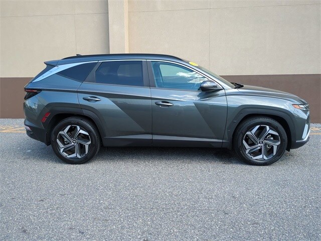 2022 Hyundai Tucson SEL photo 2
