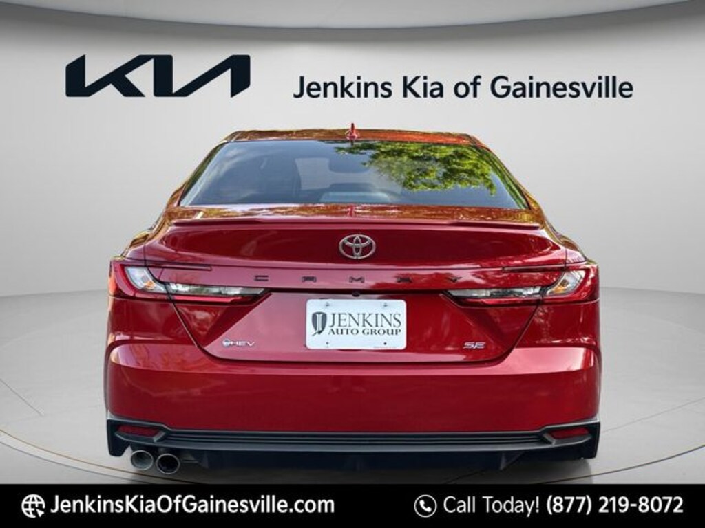 Used 2025 Toyota Camry SE Sedan
