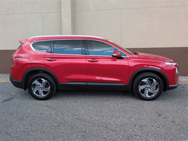 2023 Hyundai Santa Fe SEL photo 3