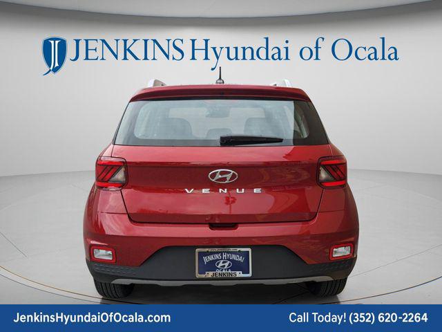 2025 Hyundai Venue SEL - Photo 4