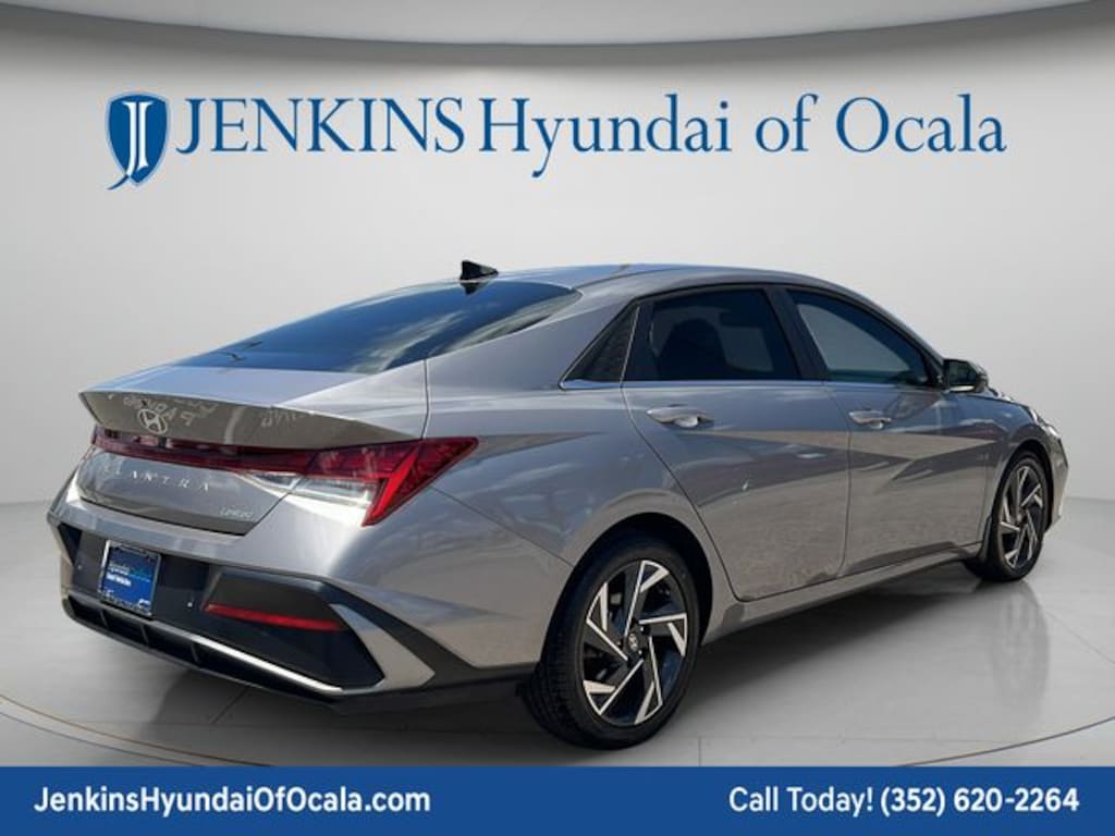 Certified 2024 Hyundai Elantra Limited Sedan