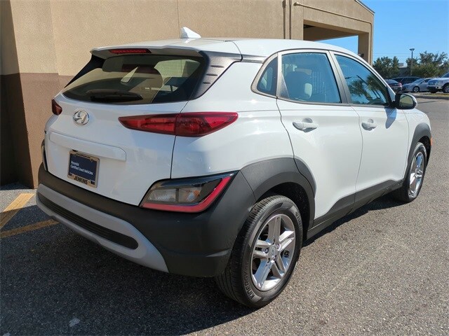 2023 Hyundai Kona SE photo 4