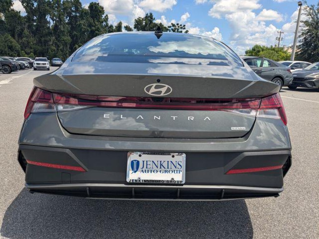 New 2026 Hyundai Elantra Hybrid Blue Sedan