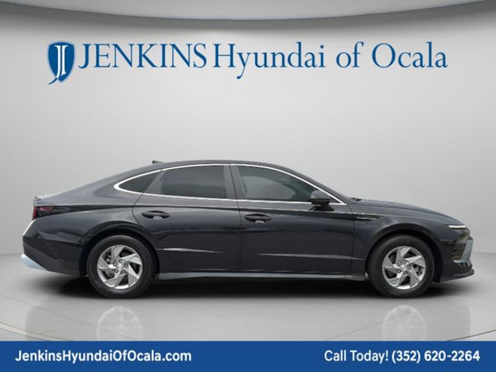 Certified 2025 Hyundai Sonata SE Sedan