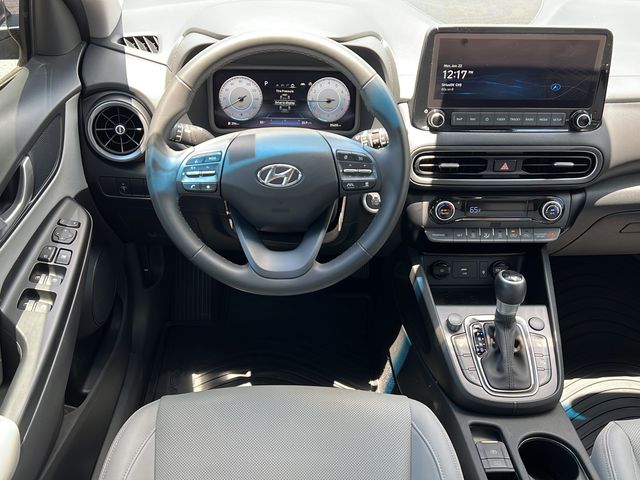 2022 Hyundai Kona Limited - Photo 14