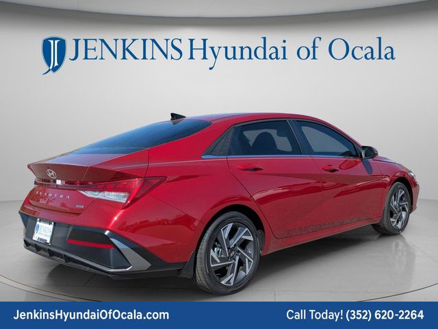2025 Hyundai Elantra Limited - Photo 3