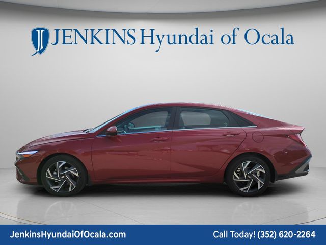 2025 Hyundai Elantra SEL - Photo 6