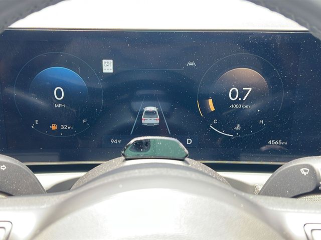 2025 Hyundai Santa Cruz Limited - Photo 30