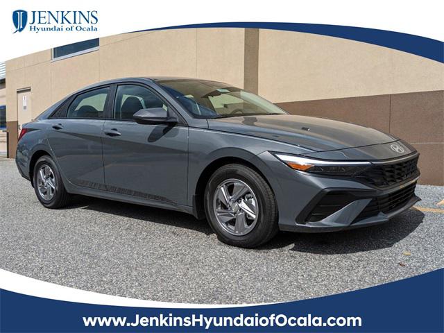 2025 Hyundai Elantra Sedan 