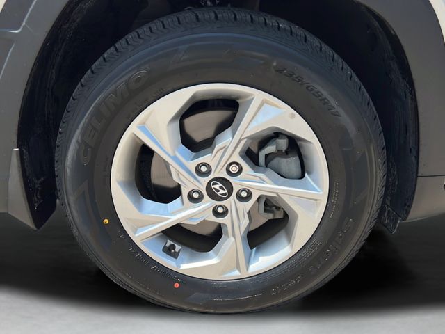 2024 Hyundai Tucson SE - Photo 30