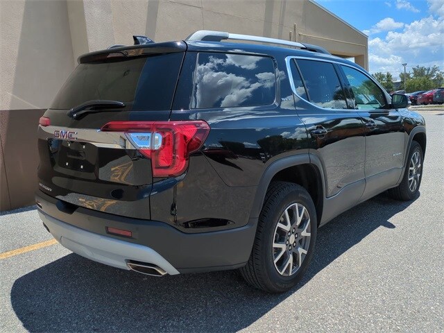 2023 Gmc Acadia SLE photo 2