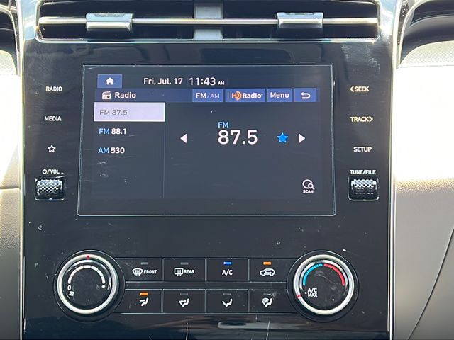 2024 Hyundai Tucson SE - Photo 17